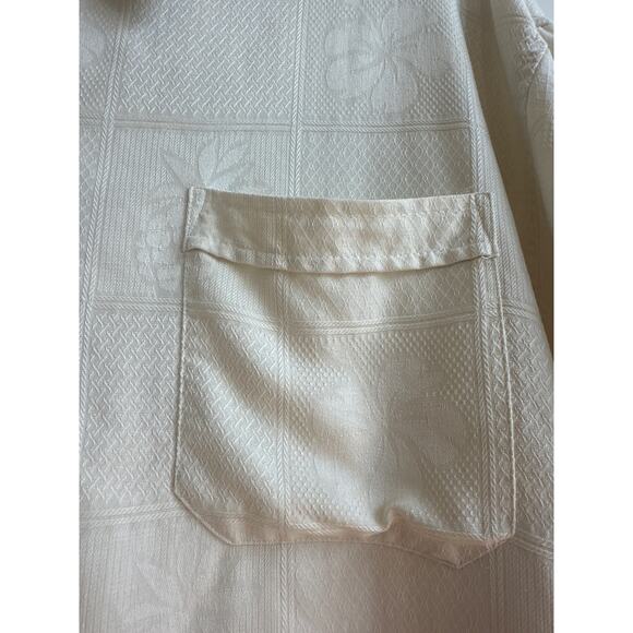 Jamacian Jaxx 100% Silk Cream Button Down Beach Shirt with Wooden Buttons - Picture 2 of 6